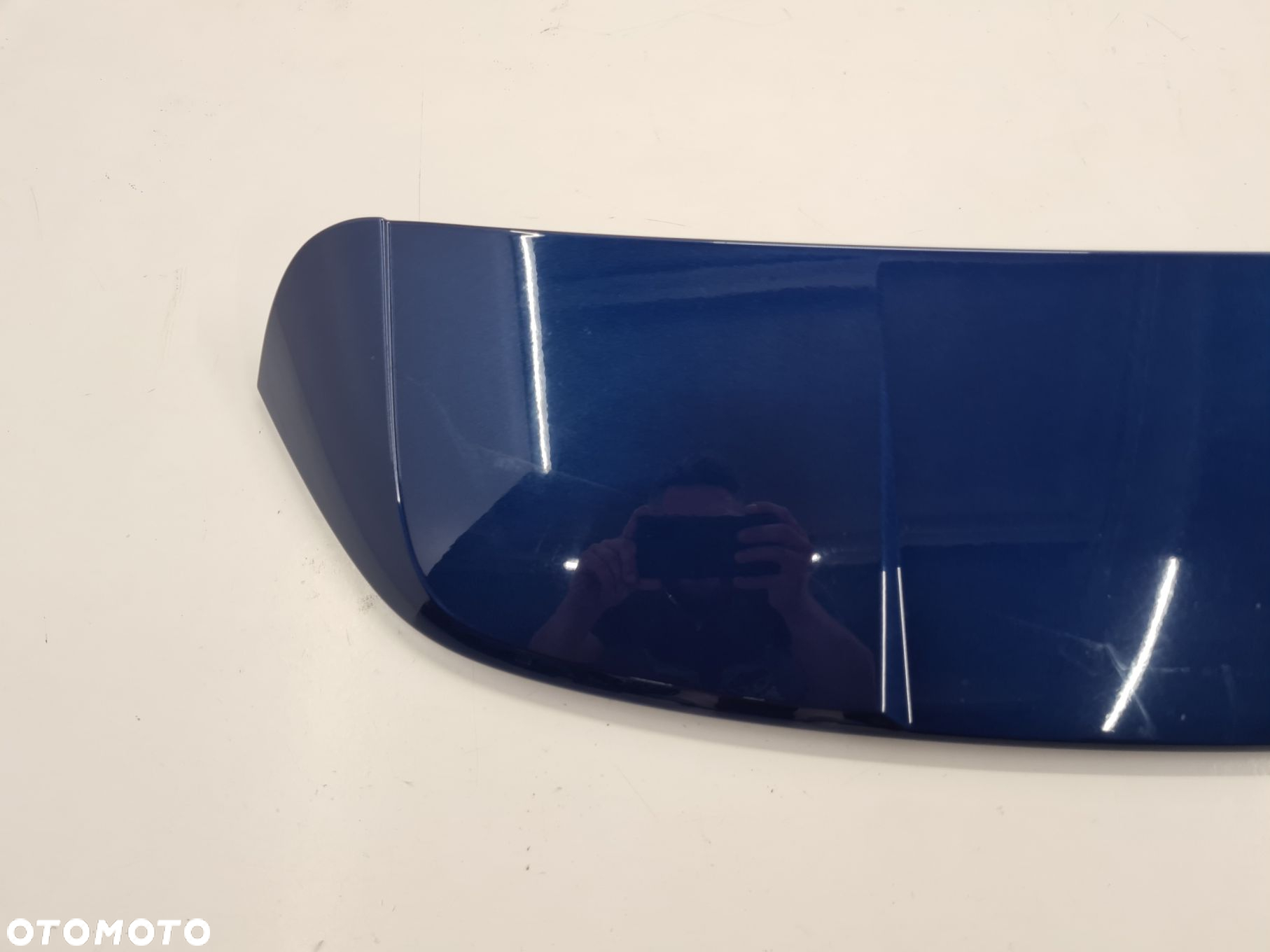 AUDI A4 B9 KOMBI 16R LOTKA SPOILER KLAPY LX5Q - 2