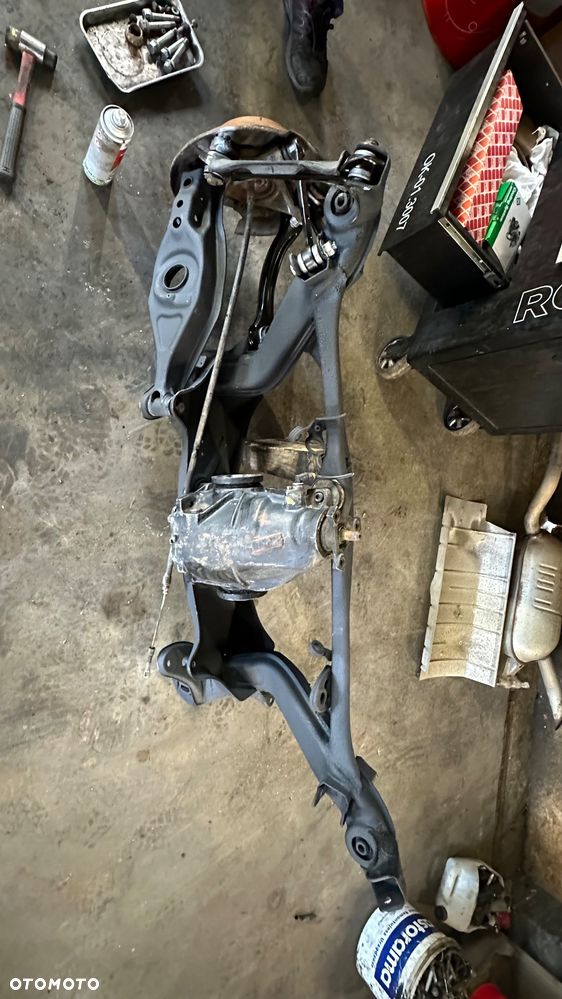 Mercedes-Benz W124 (1984-1993) - 32