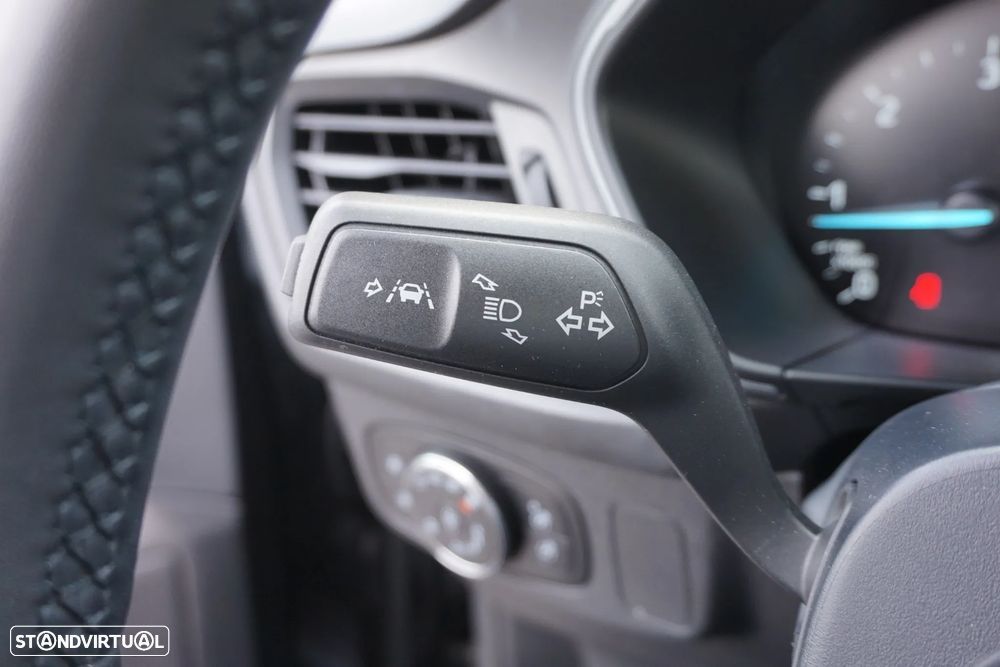Ford Focus 1.5 TDCi ECOBlue Connected Aut. - 33