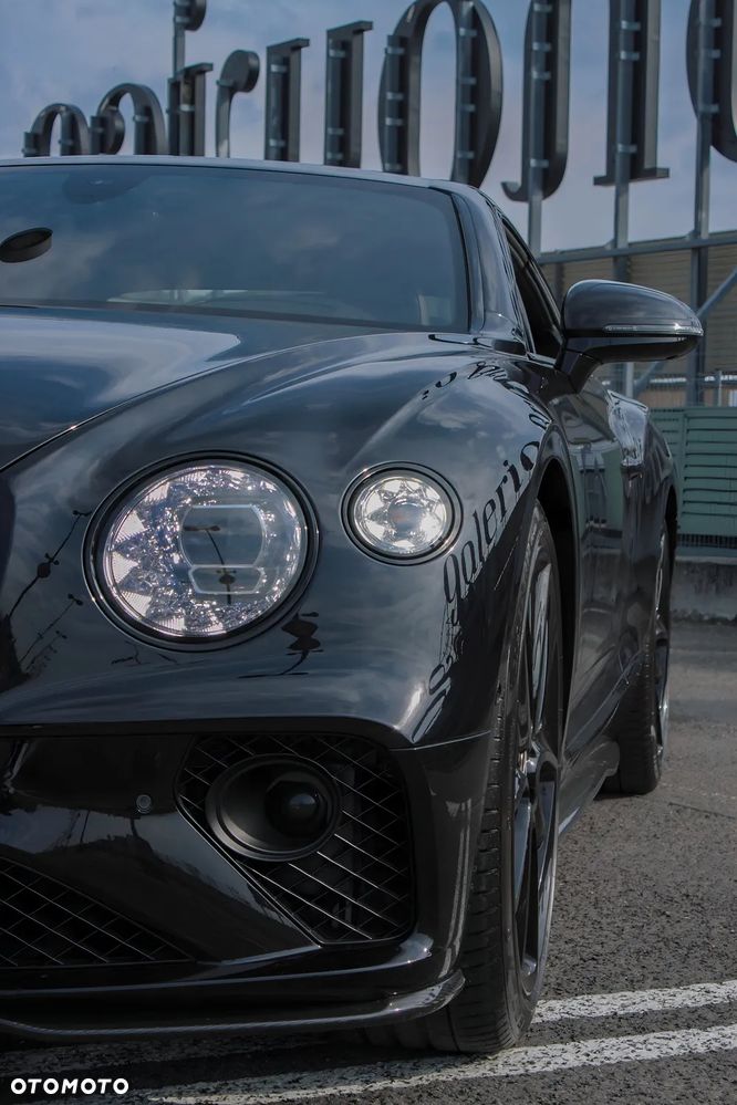 Bentley Continental GT - 8