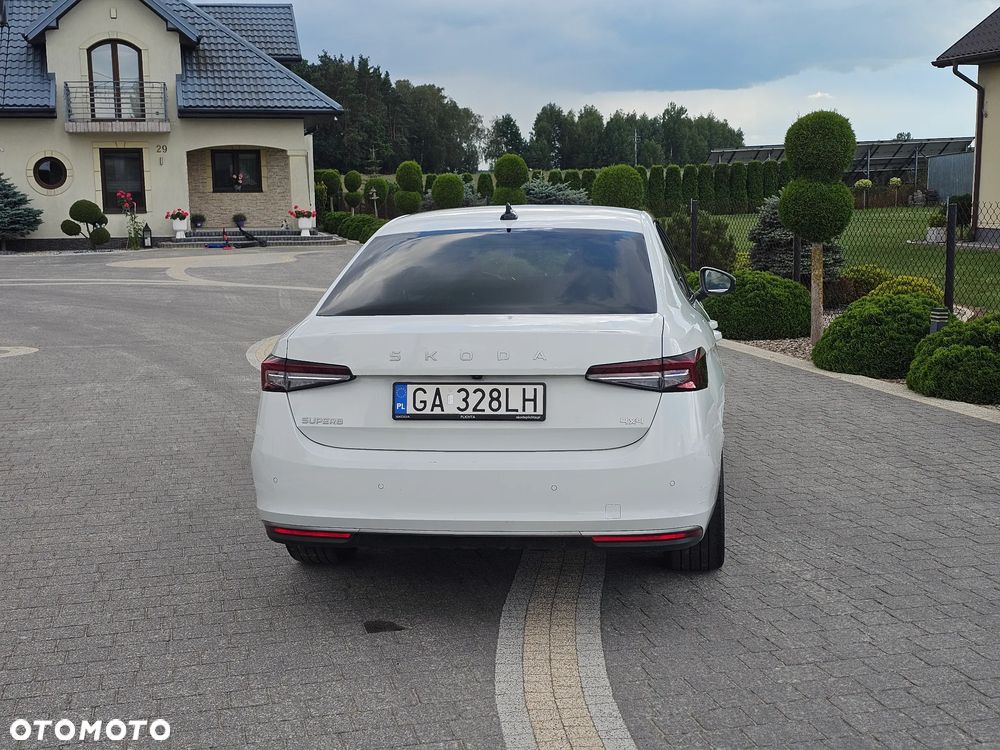Skoda Superb 2.0 TSI 4x4 L&K DSG - 7