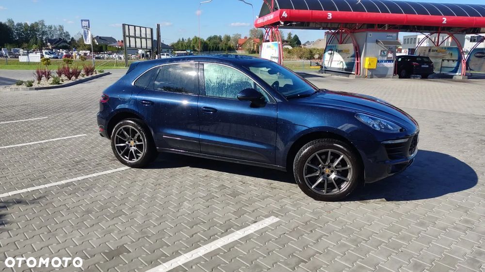Porsche Macan Standard - 1
