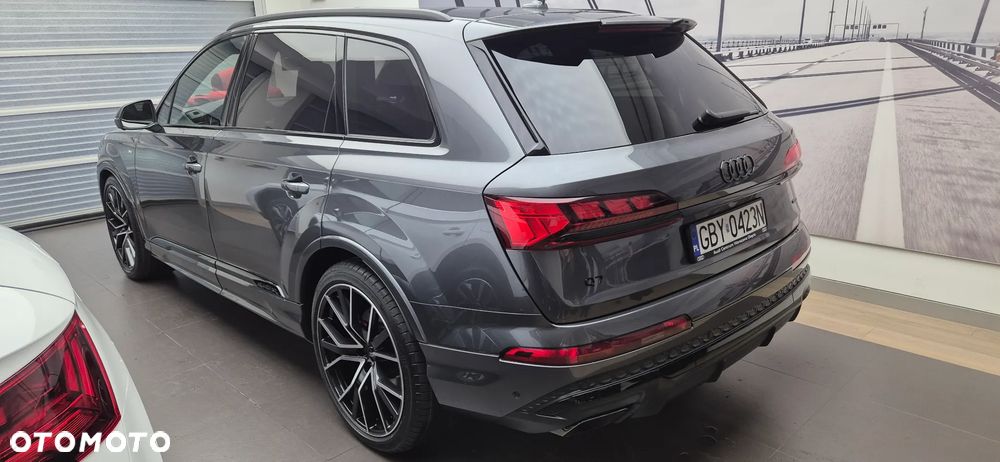 Audi Q7 50 TDI mHEV Quattro Black Edition Tiptr - 4