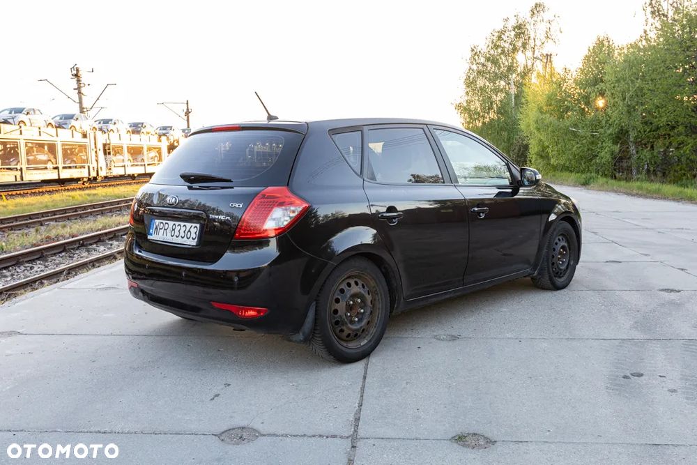 Kia Ceed 1.6 Crdi Comfort + - 2