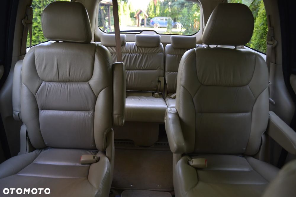 Honda Odyssey 3.5 LX - 13