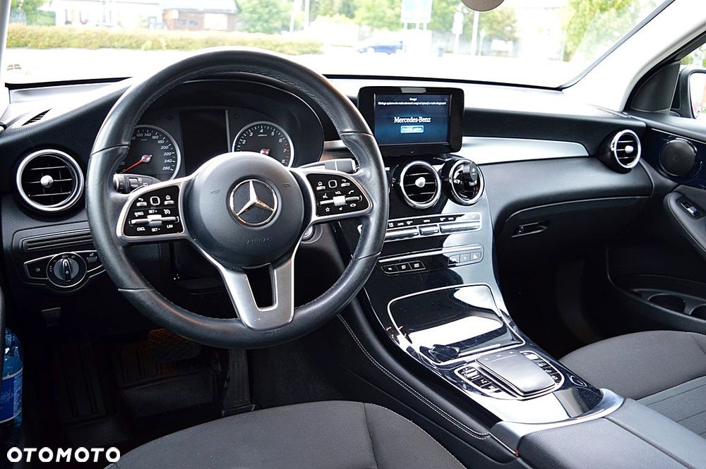 Mercedes-Benz GLC - 13