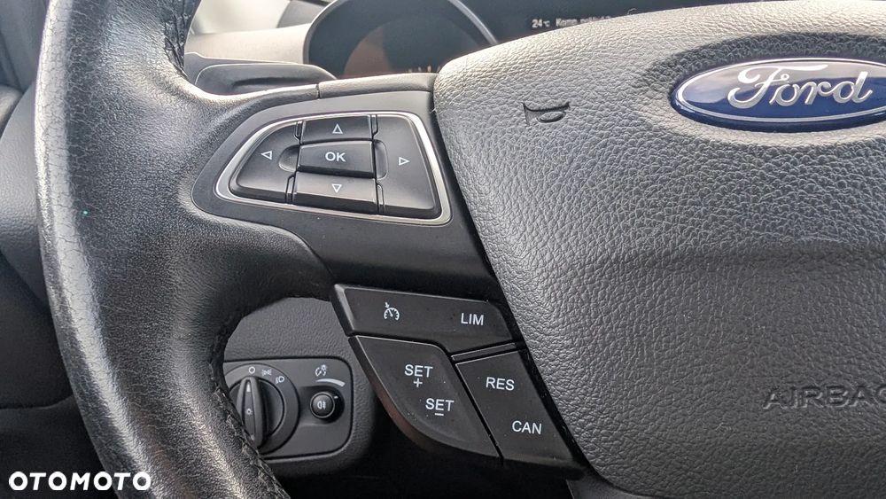 Ford Kuga 1.5 EcoBoost 2x4 Business Edition - 18