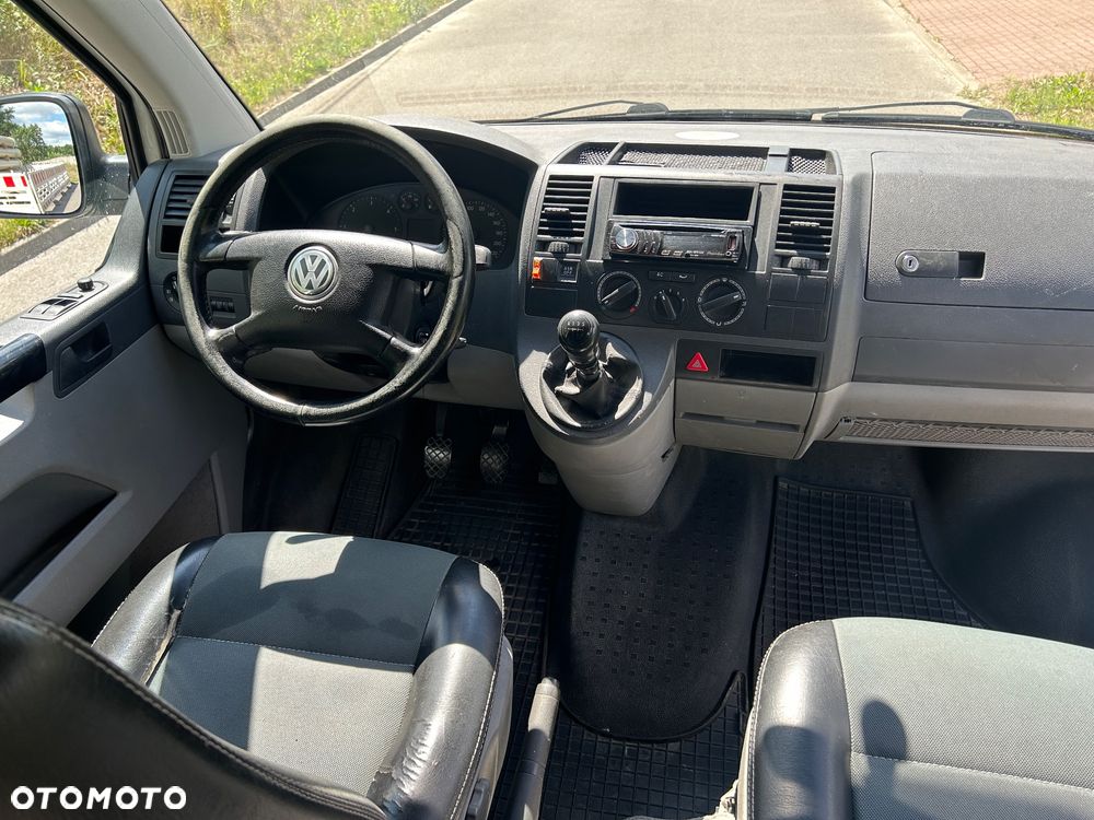 Volkswagen Transporter ciężarowy - 9