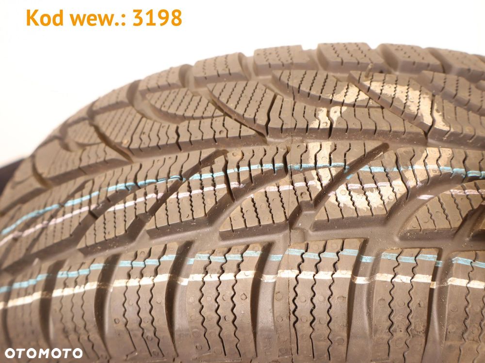 Paxaro Winter - 205/60 R16 - 8