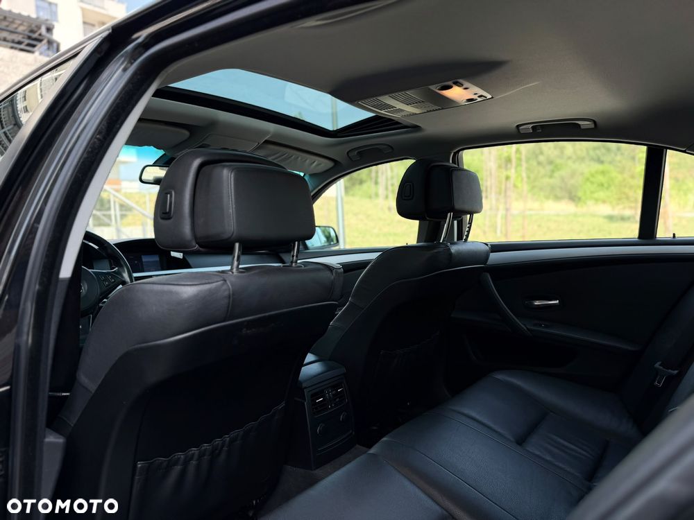 BMW Seria 5 520d Edition Lifestyle - 6