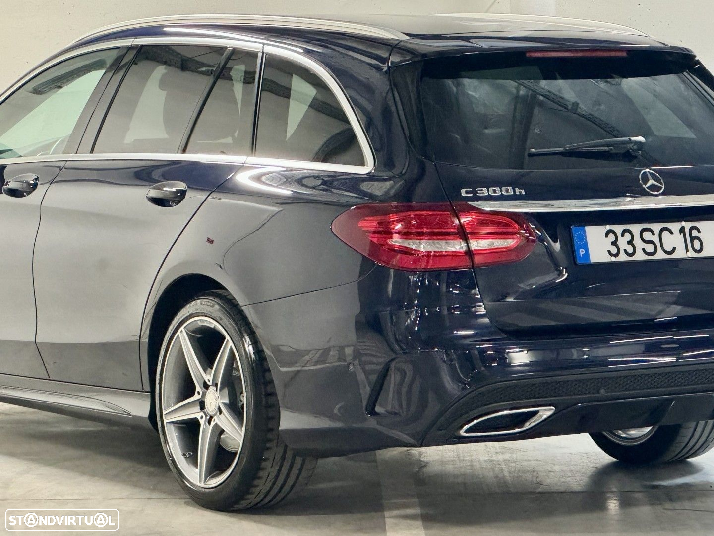 Mercedes-Benz C 300 h AMG Line - 47