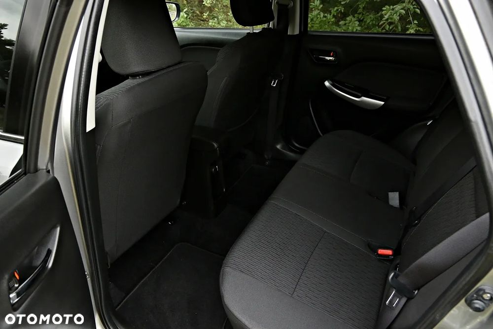 Suzuki Baleno 1.0 Boosterjet Comfort - 33