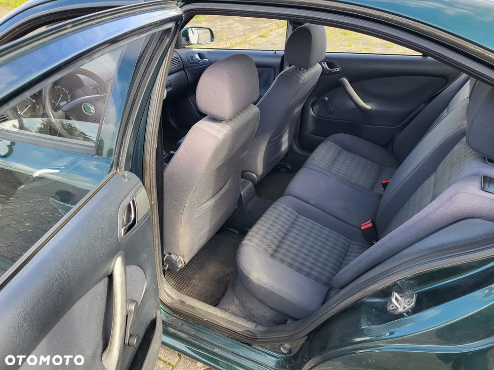 Skoda Octavia 1.6 Drive - 14