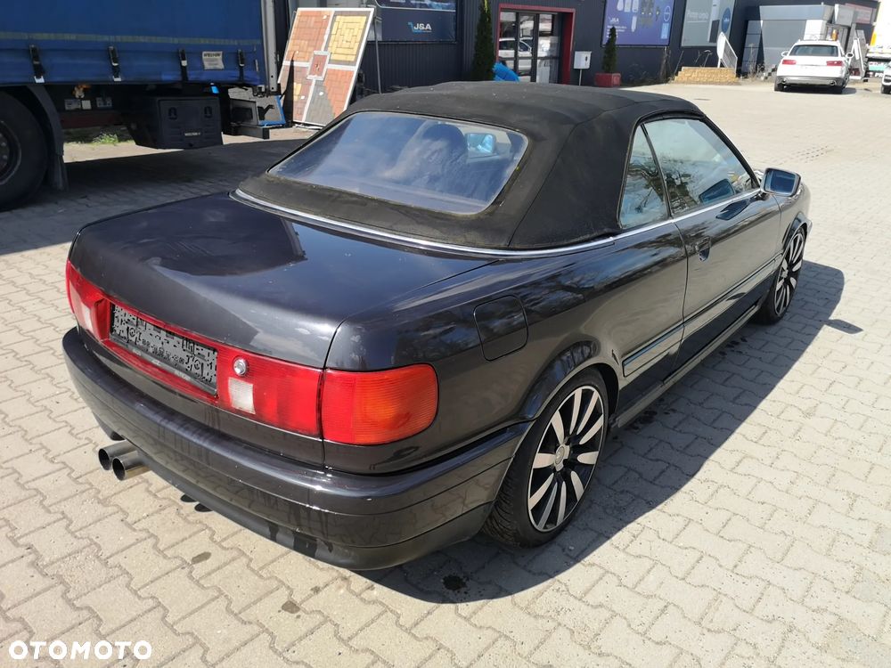 Audi 80 2.3 E - 4
