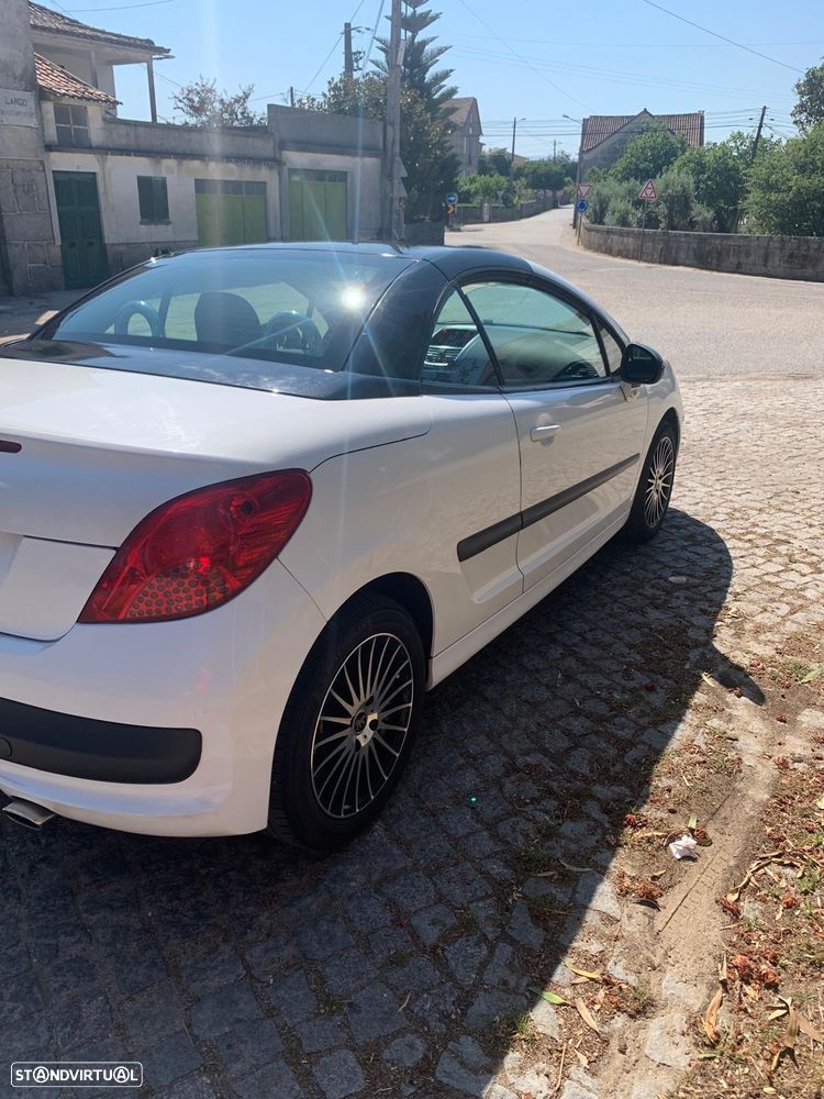 Peugeot 207 CC 1.6 HDi FAP Sport - 4