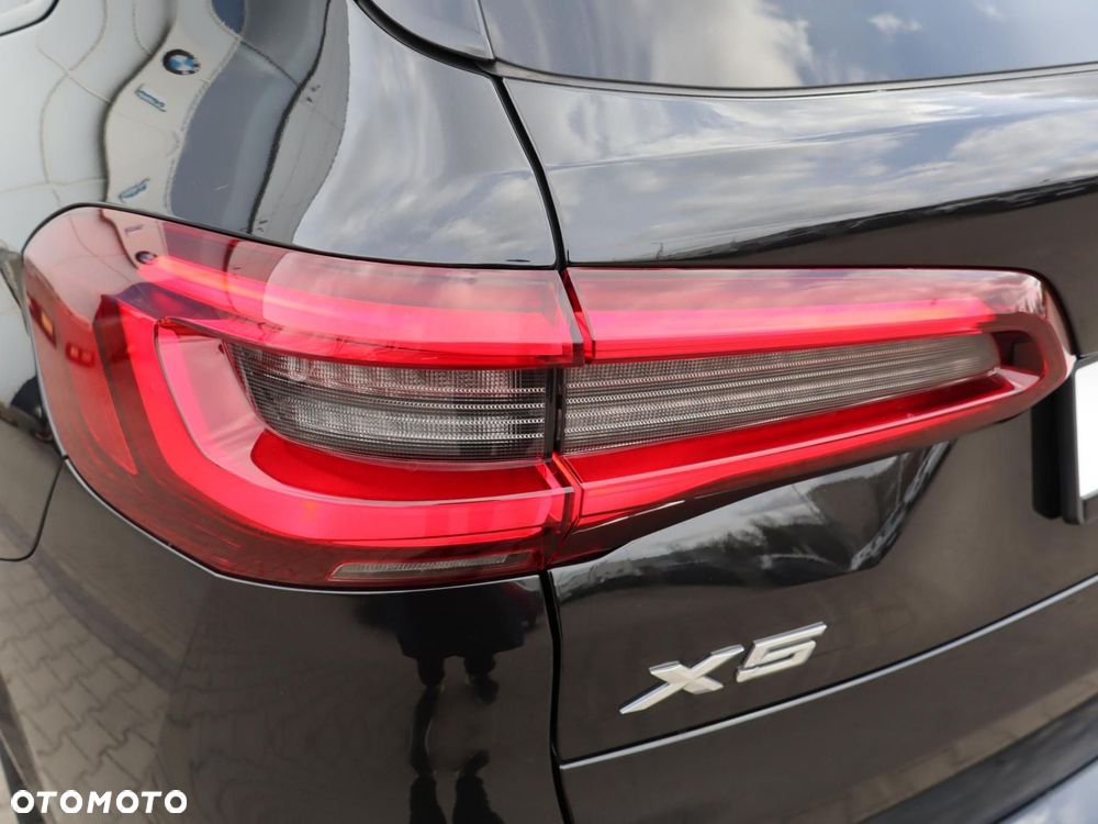 BMW X5 xDrive25d - 24