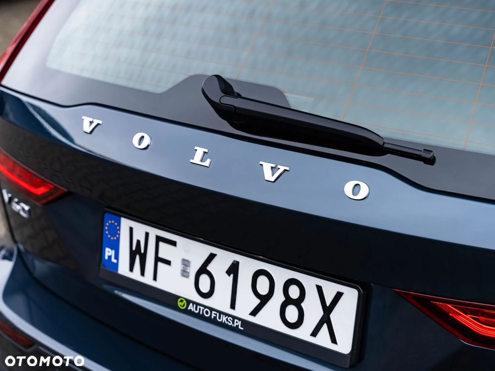 Volvo V60 B3 B Essential - 12