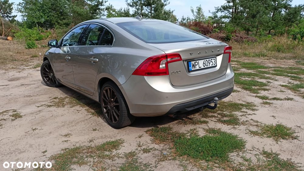 Volvo S60 - 3