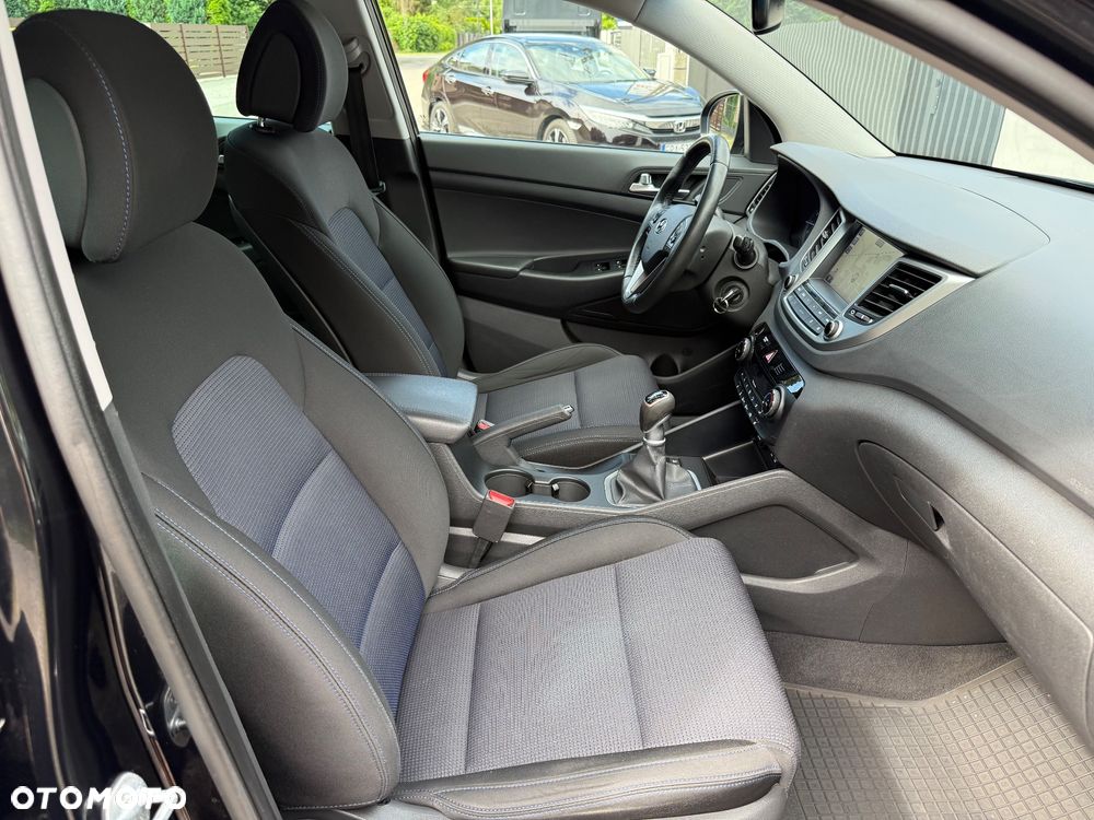 Hyundai Tucson blue 1.6 GDi 2WD Passion - 12