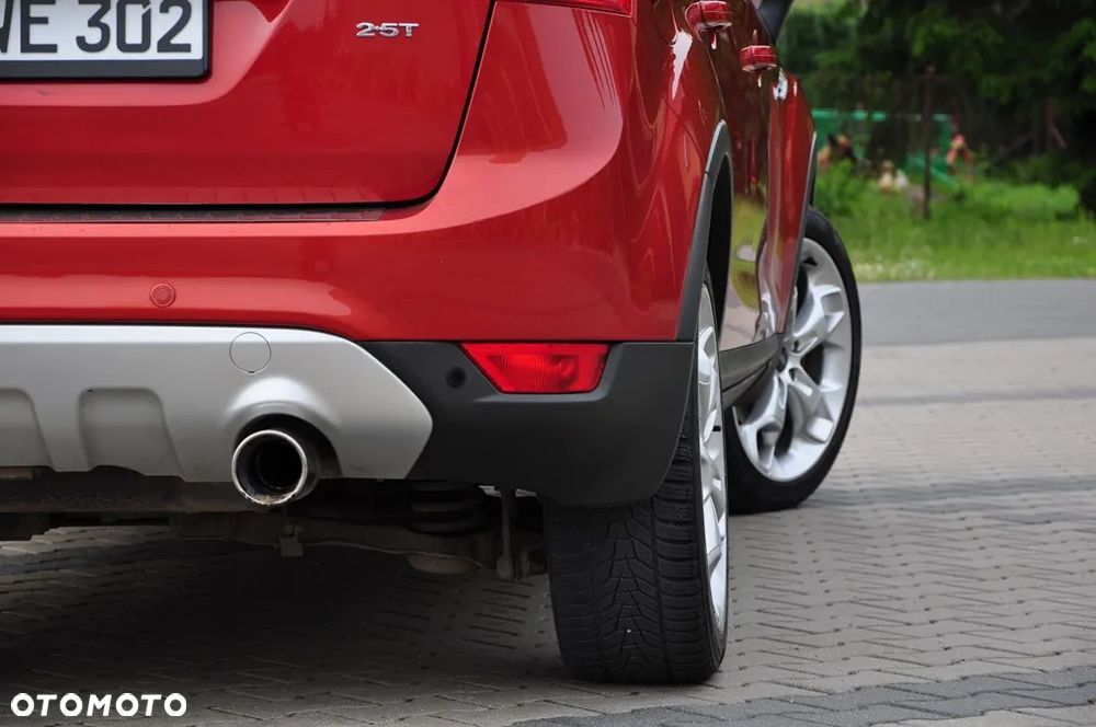 Ford Kuga 2.5 4x4 Titanium - 20