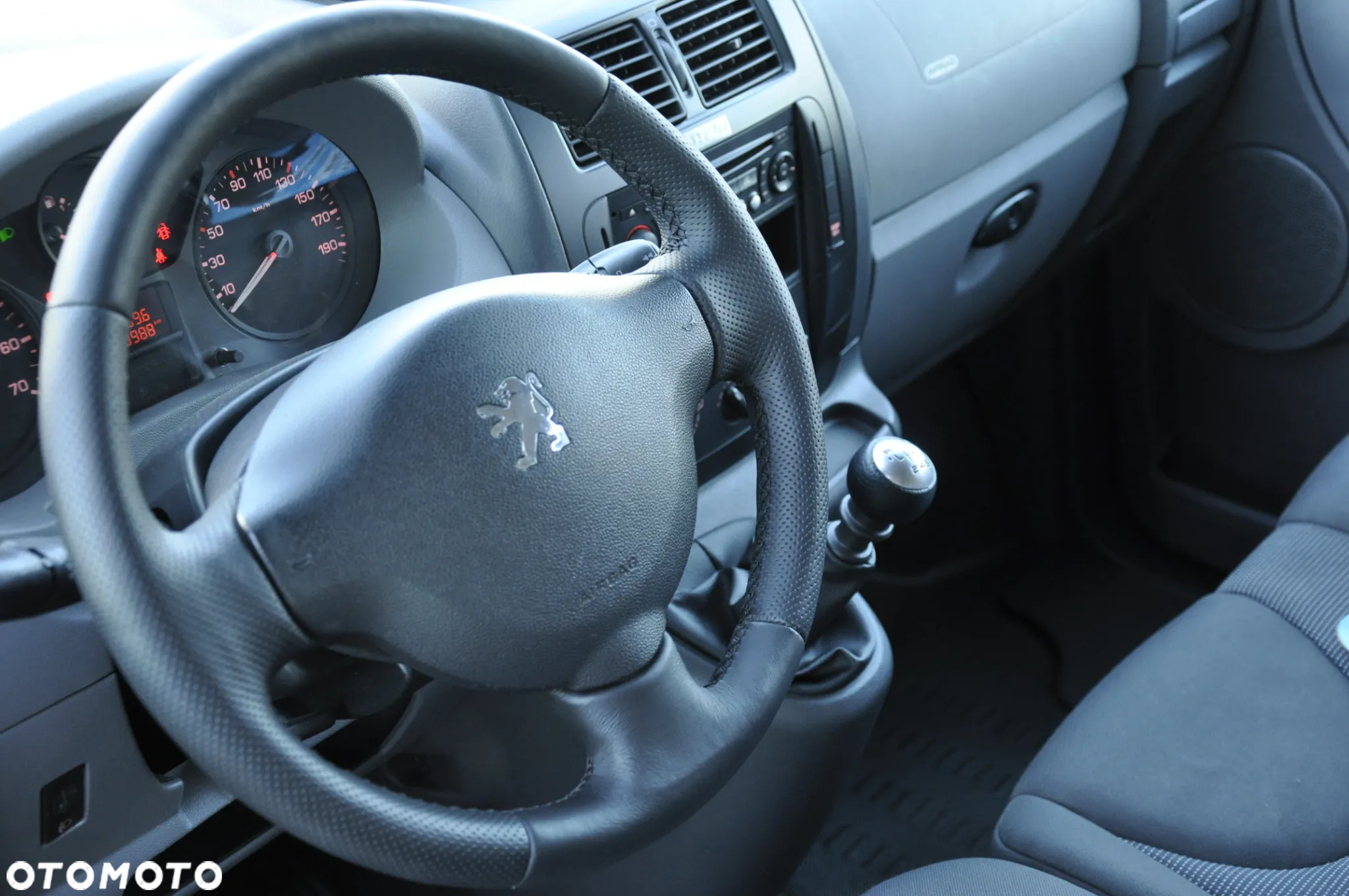 Peugeot Expert Tepee L2H1 (5-Si.) Allure - 16
