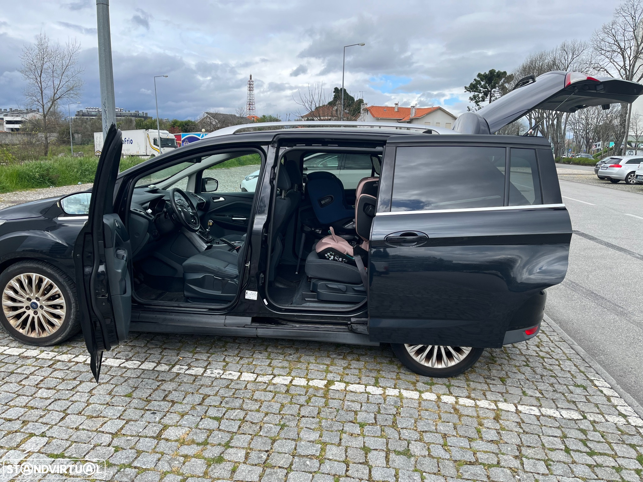 Ford Grand C-Max 1.6 TDCi Titanium - 15