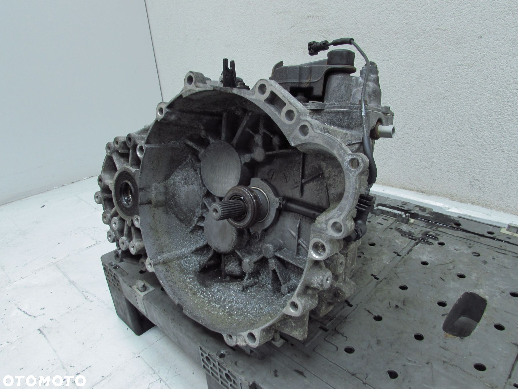 VOLVO XC60 2.0 D3/D4 08-17 SKRZYNIA BIEGOW MANUALNA BG9R-7002-PA - 4