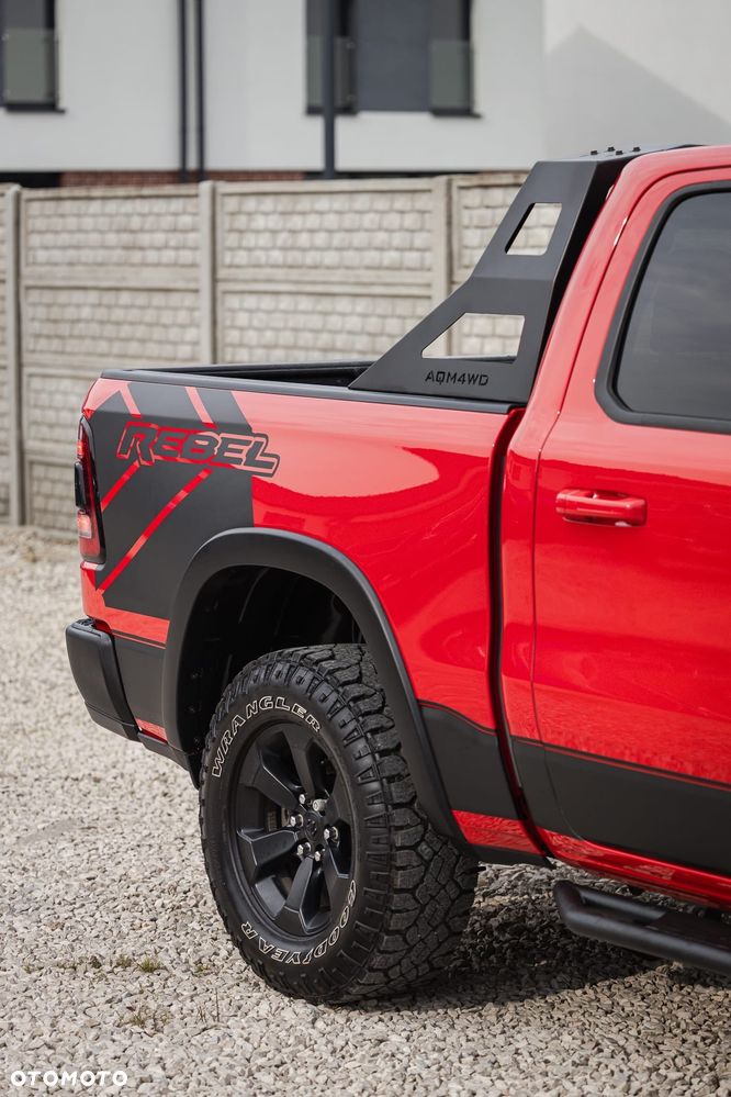Dodge RAM 1500 5.7 4x4 - 6