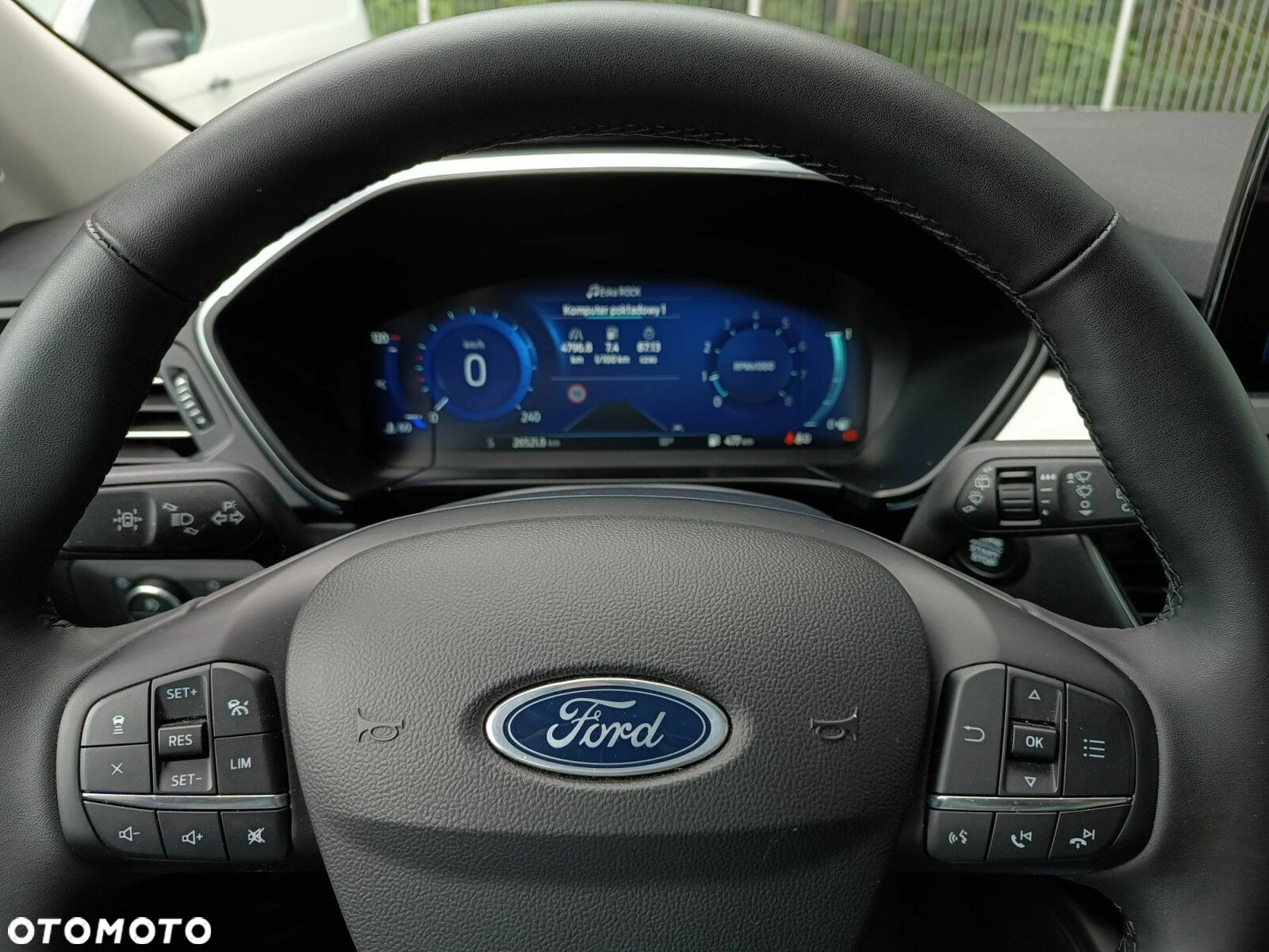 Ford Kuga 1.5 EcoBoost FWD Titanium - 14