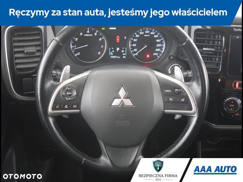 Mitsubishi Outlander - 16