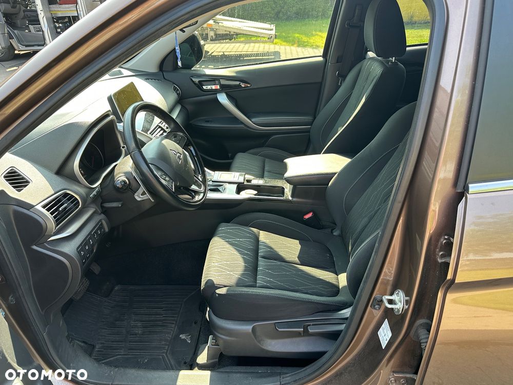 Mitsubishi Eclipse Cross 1.5 T Intense CVT - 4