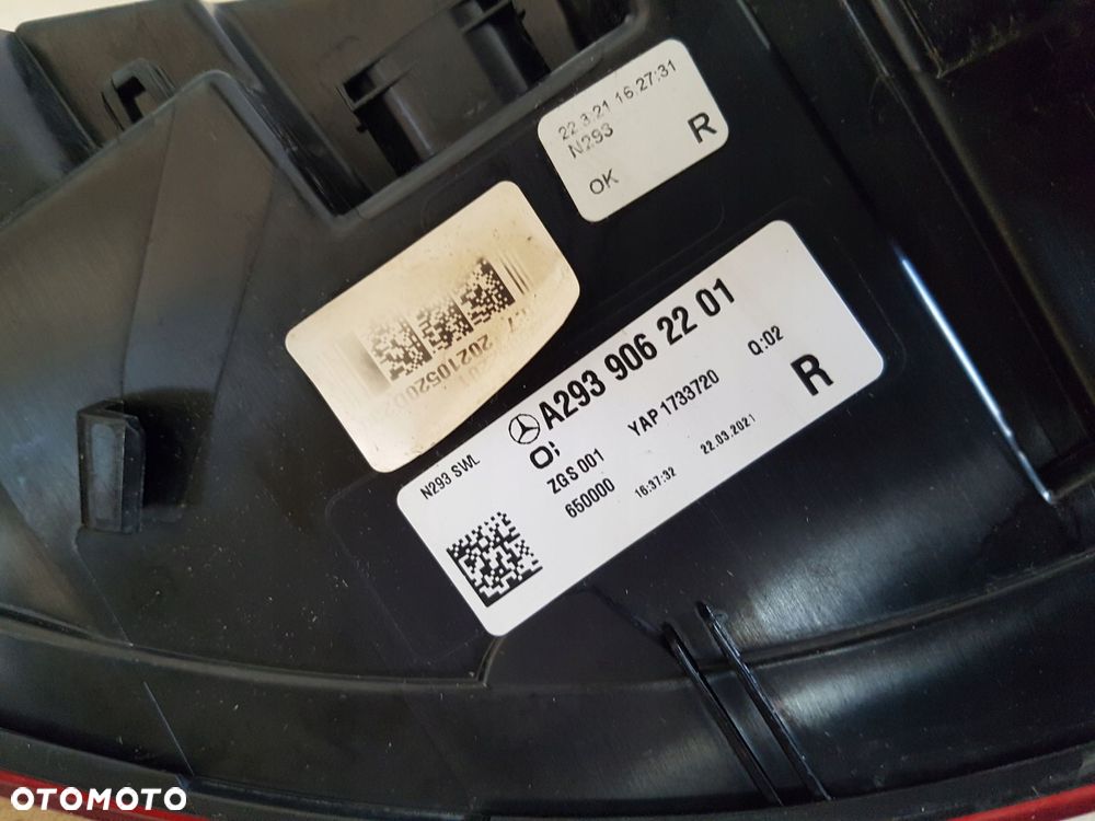 mercedes eqc 293 lampa prawy tył a2939062201 - 5