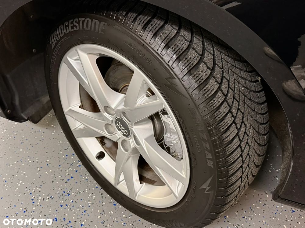 Audi A4 Avant 2.0 TDI DPF Ambition - 23