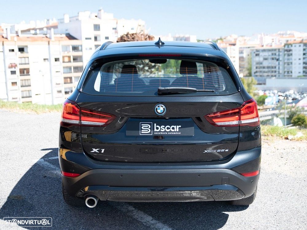 BMW X1 25 e xDrive Line Sport - 6
