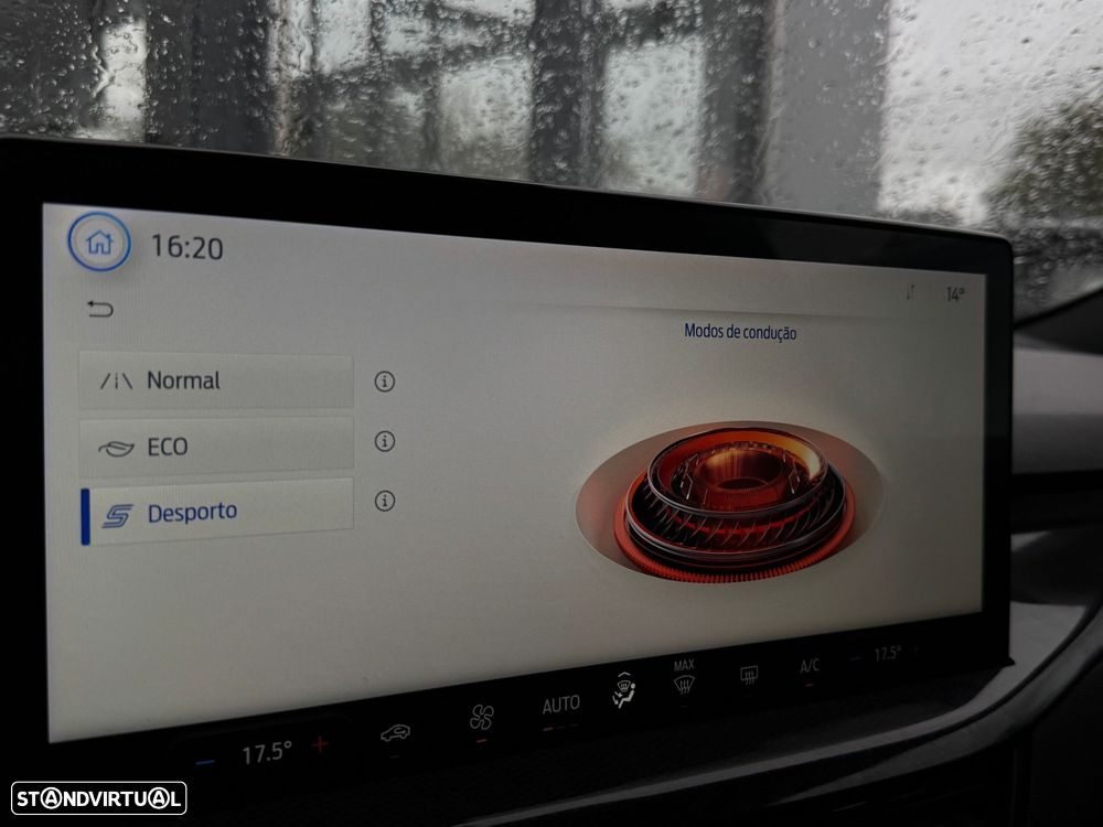 Ford Focus 1.0 EcoBoost MHEV ST-Line - 16