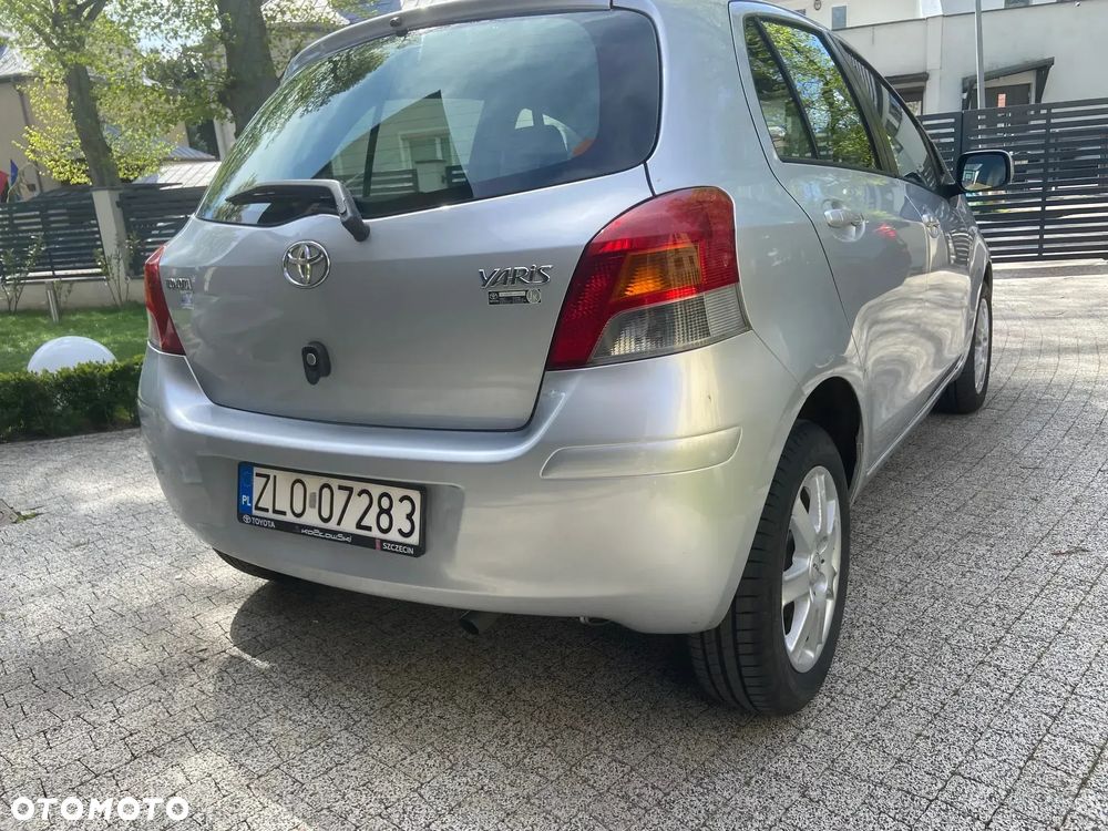 Toyota Yaris 1.33 Luna - 5