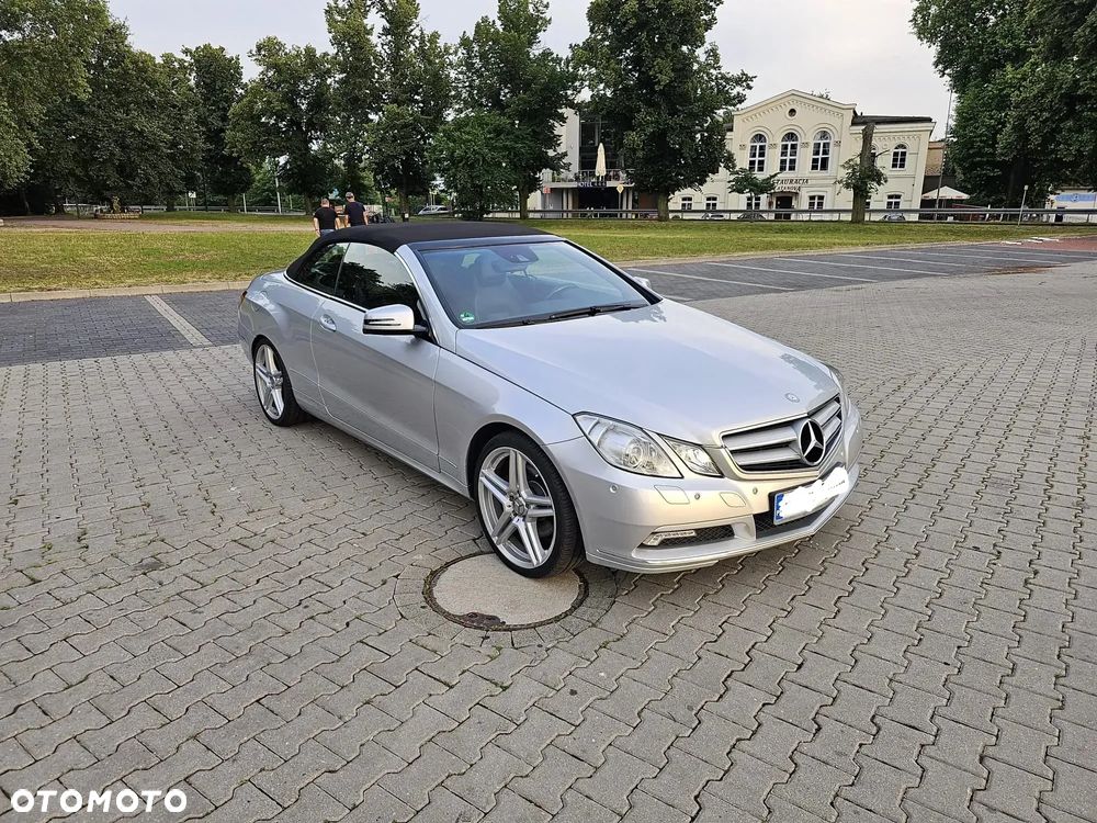 Mercedes-Benz Klasa E - 15