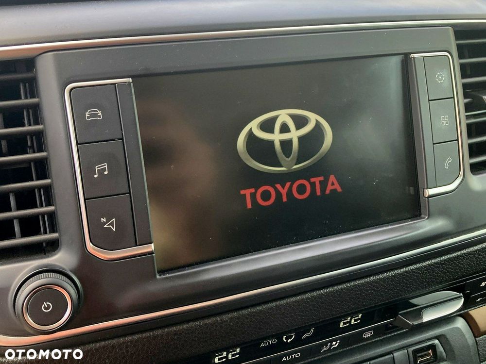 Toyota Proace Verso - 19