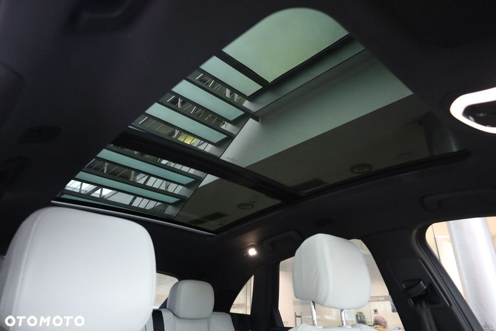 Porsche Macan - 25