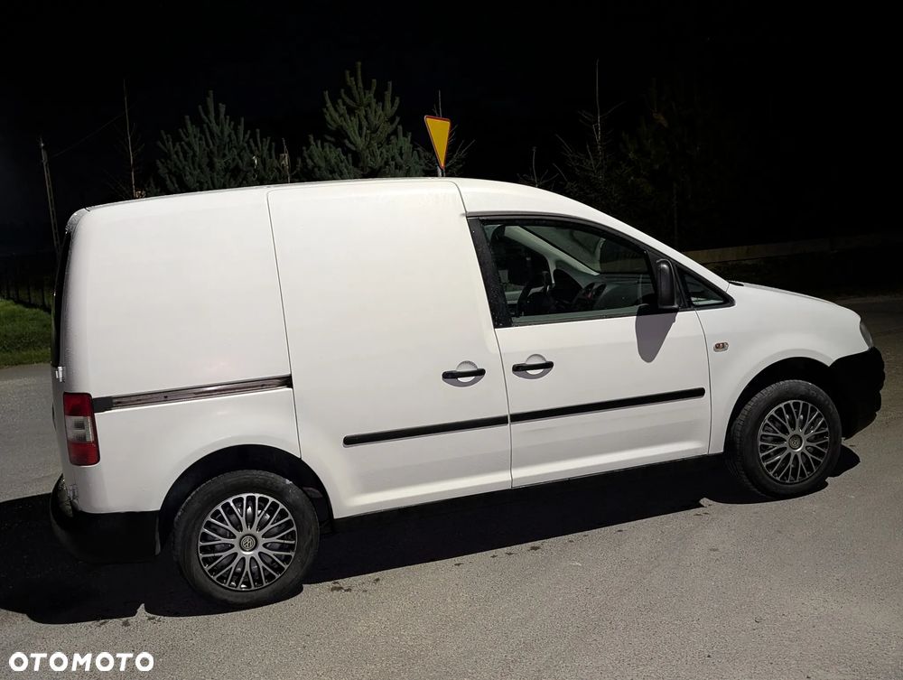 Volkswagen Caddy - 8