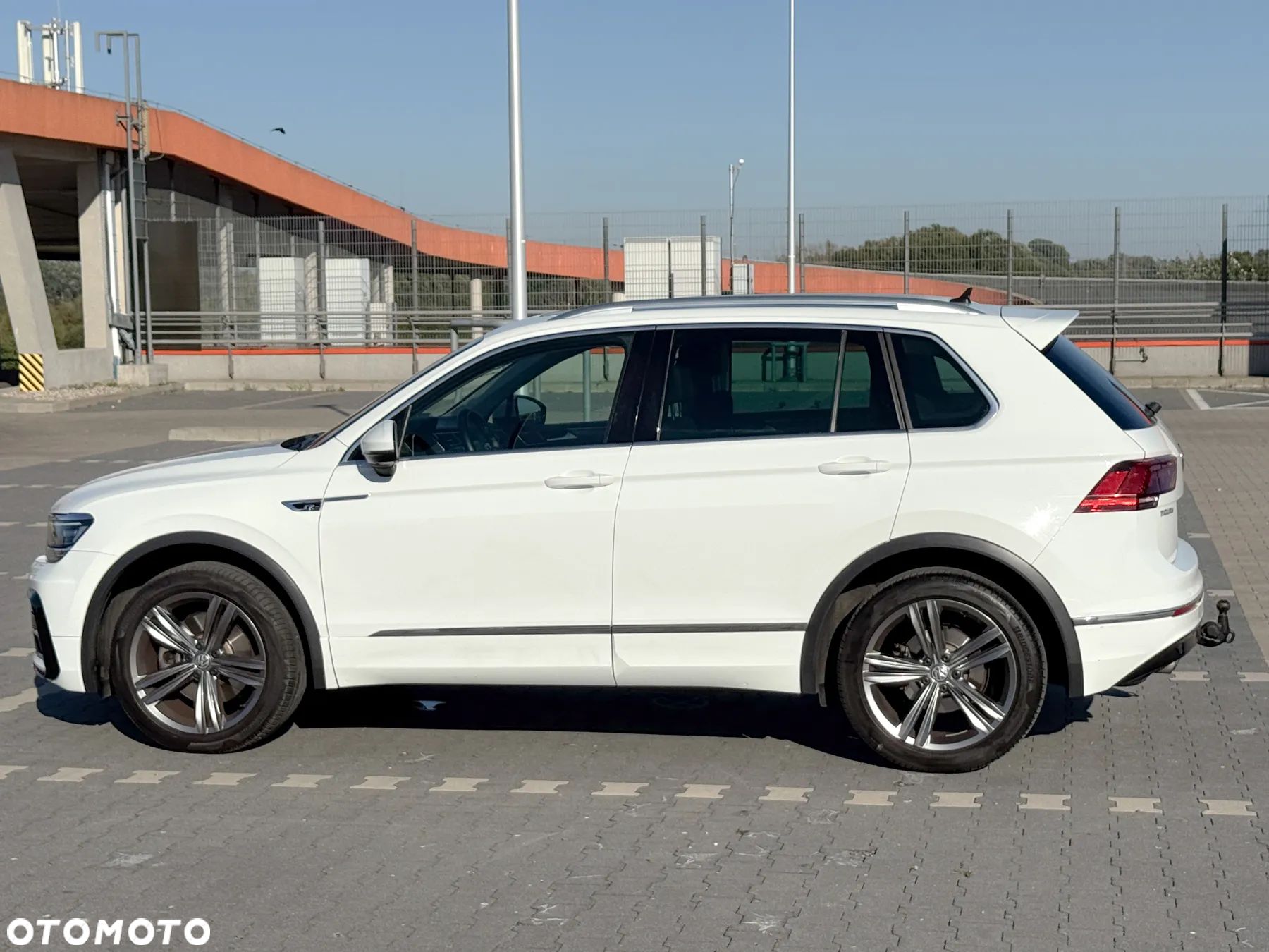 Volkswagen Tiguan 2.0 TSI 4Mot R-Style DSG - 1