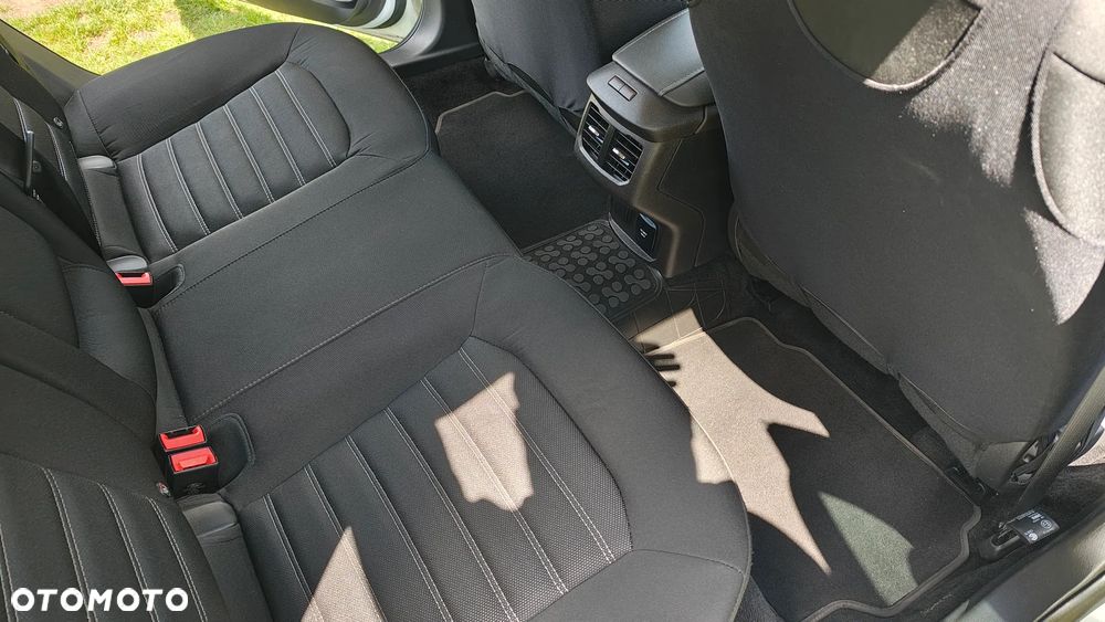 Ford Mondeo 2.0 EcoBlue Trend - 11
