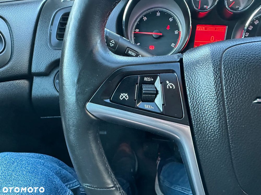 Opel Insignia 2.0 CDTI Design Edition - 24