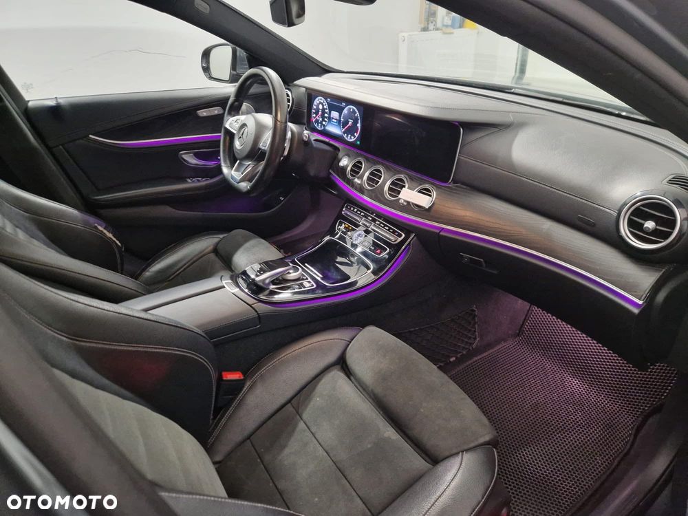 Mercedes-Benz Klasa E 220 d 9G-TRONIC - 9