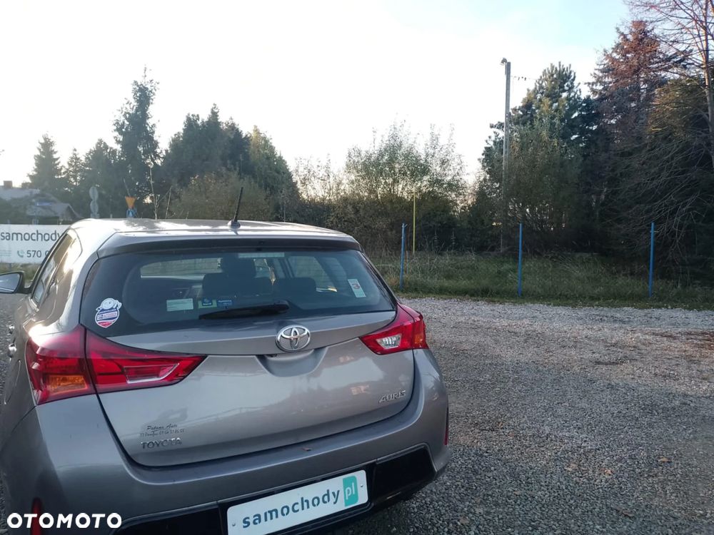 Toyota Auris 1.4 D-4D Premium - 12