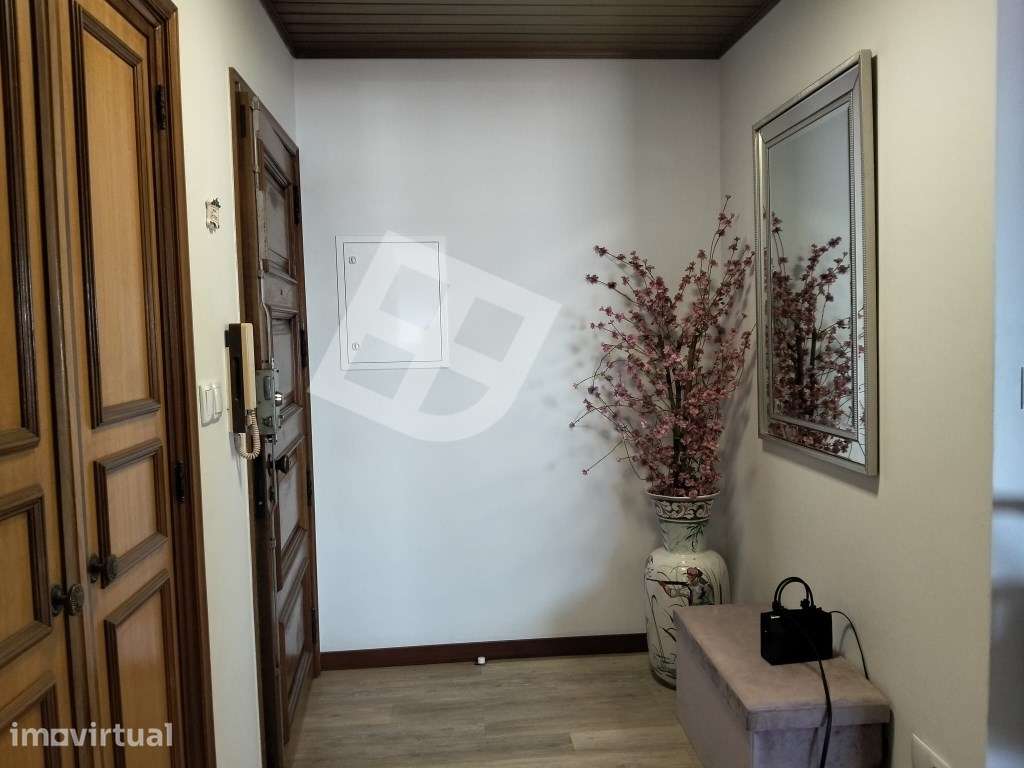 Apartamento T2 mobilado com vistas privilegiadas para a Ria de Aveiro - Grande imagem: 4/29