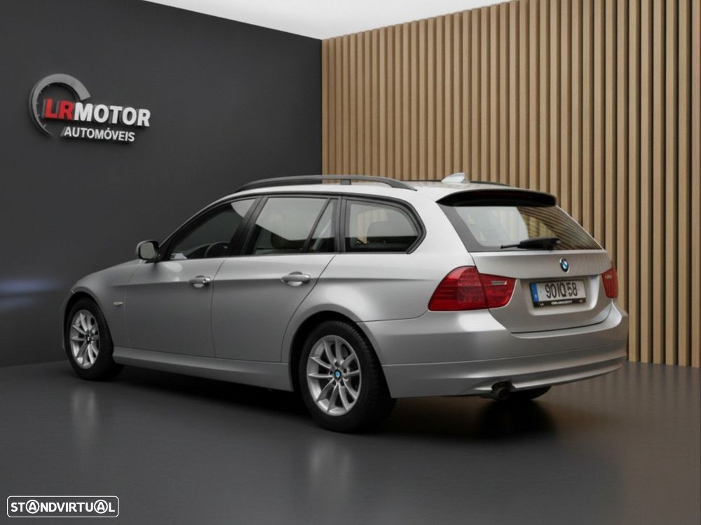 BMW 318 d Navigation - 3