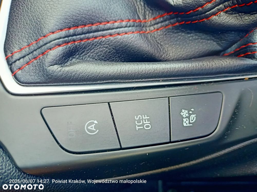 Ford Focus 2.0 EcoBlue STart-Stopp-System ST-LINE X - 32