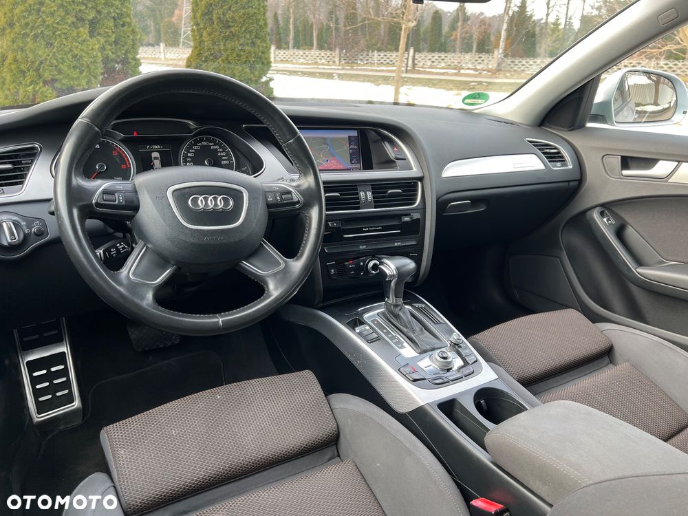 Audi A4 Avant 2.0 TDI Quattro S tronic - 5
