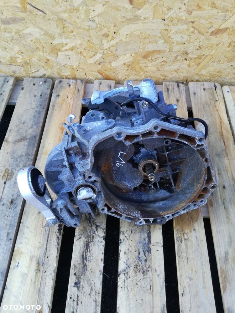 opel corsa skrzynia biegów 55192042 manualna 1.7 diesel 125km 2007 - 2